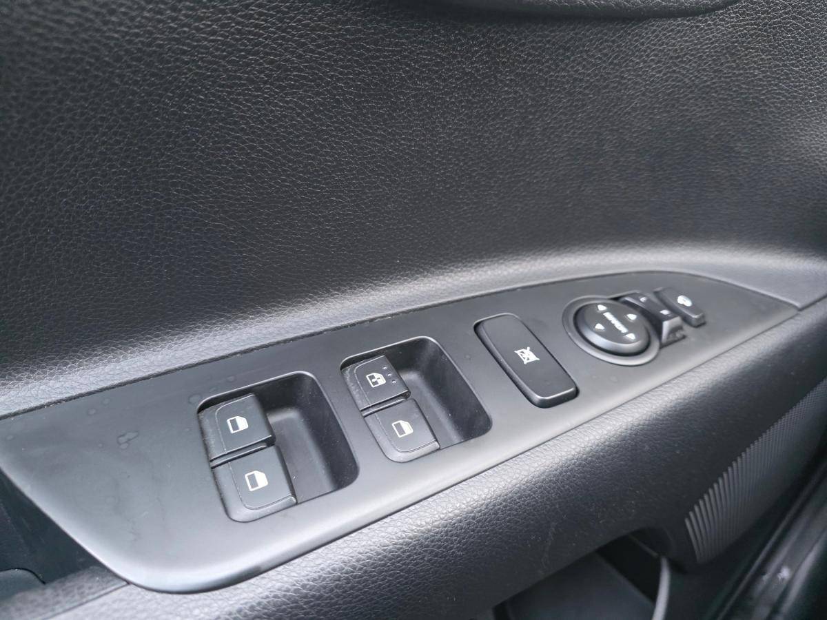 kia-rio-2022-gasolina-998cc
