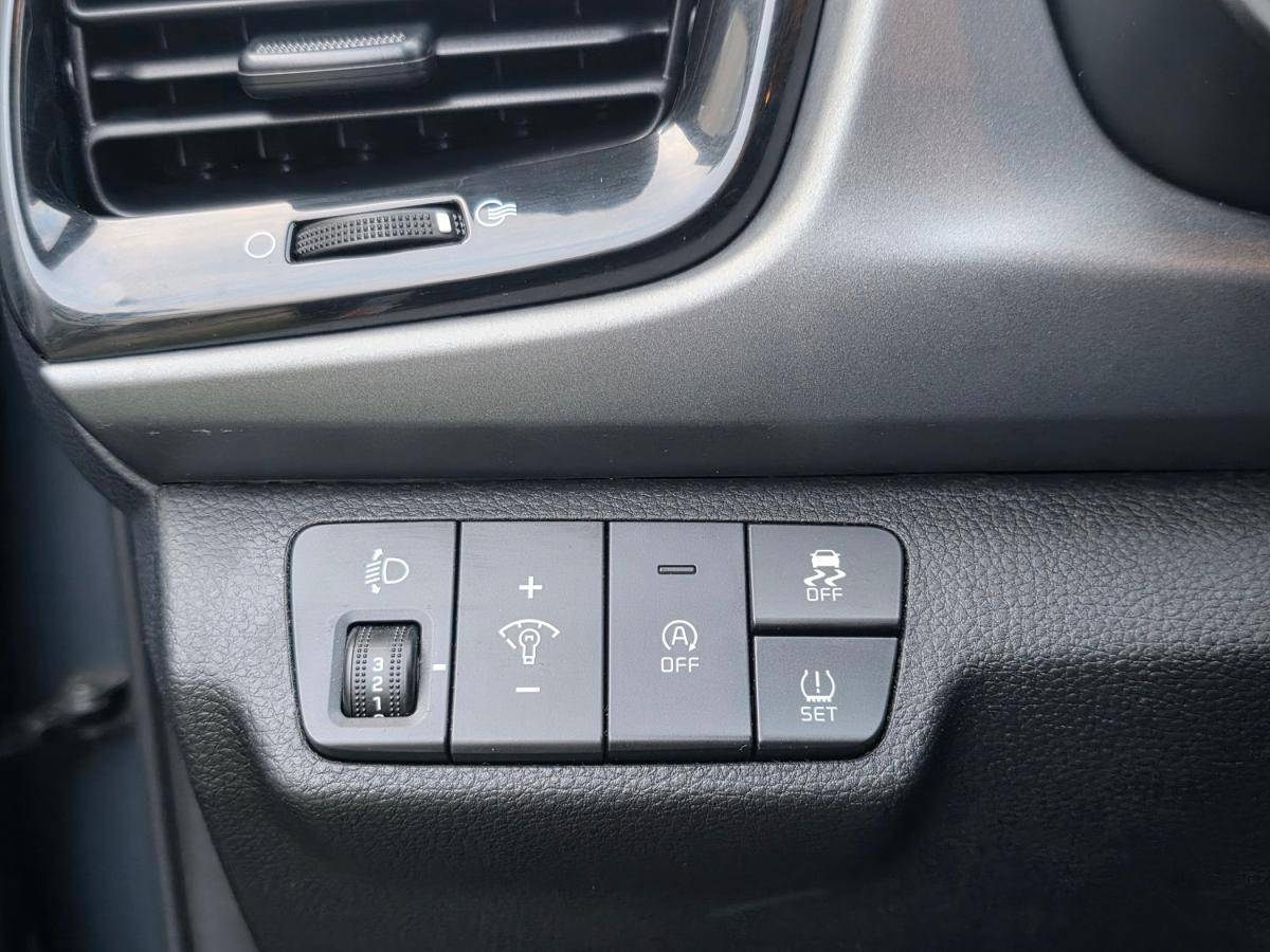 kia-rio-2022-gasolina-998cc