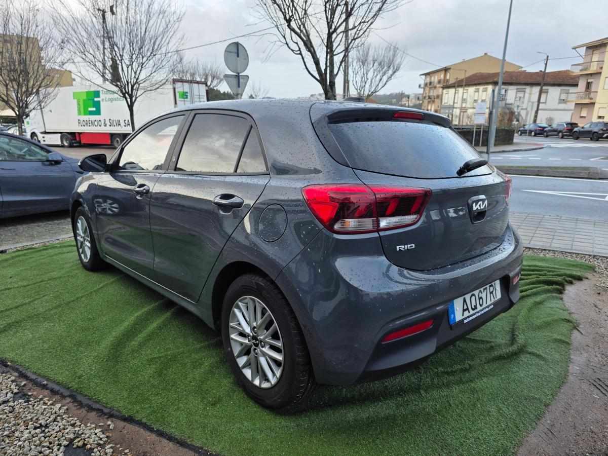 kia-rio-2022-gasolina-998cc