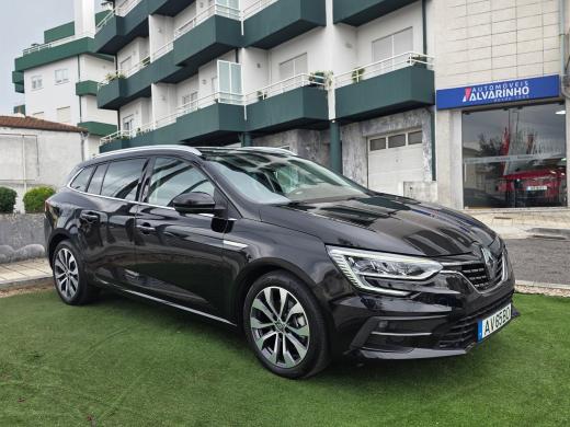 renault-megane-sport-tourer-2022-hibrido-a-gasolina-1598cc