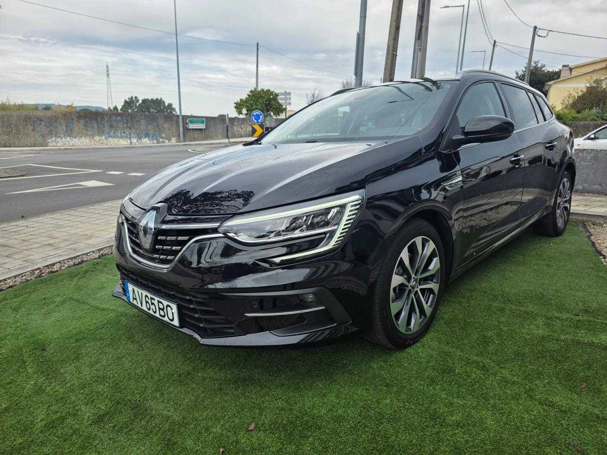 renault-megane-sport-tourer-2022-hibrido-a-gasolina-1598cc