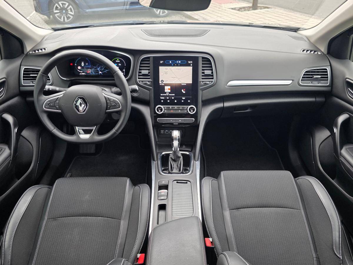 renault-megane-sport-tourer-2022-hibrido-a-gasolina-1598cc