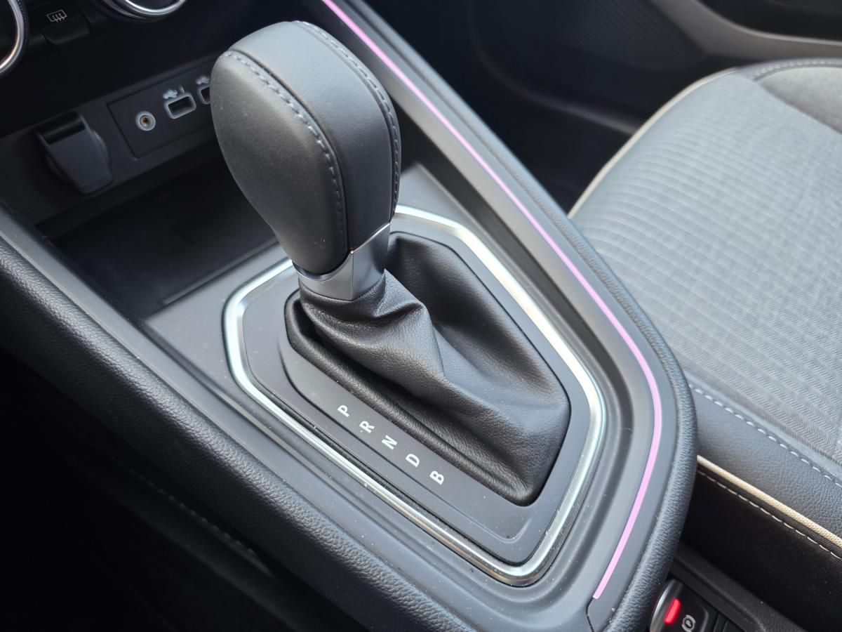 renault-clio-2025-hibrido-a-gasolina-1598cc