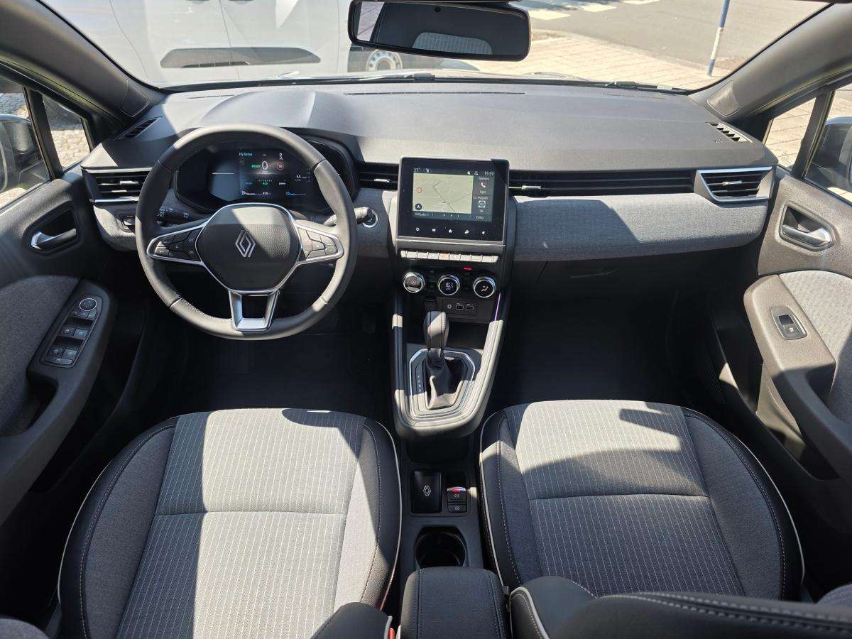 renault-clio-2025-hibrido-a-gasolina-1598cc