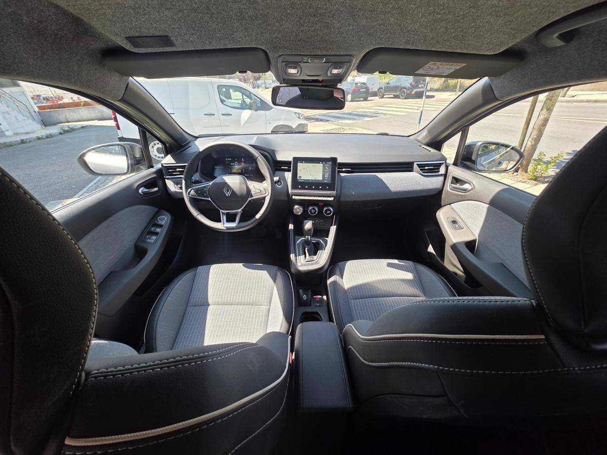 renault-clio-2025-hibrido-a-gasolina-1598cc