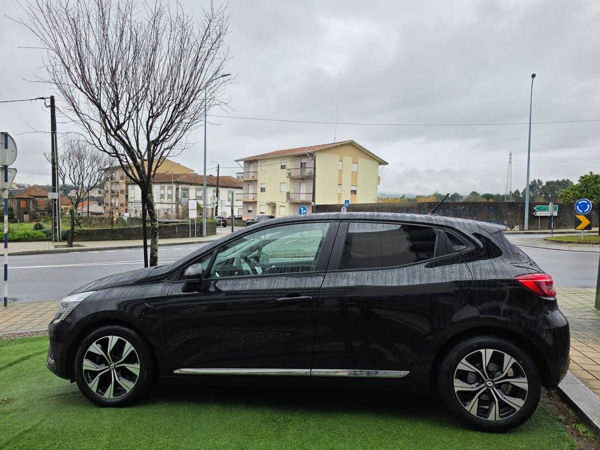 renault-clio-2023-diesel-1461cc
