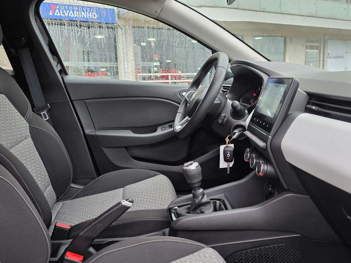 renault-clio-2023-diesel-1461cc