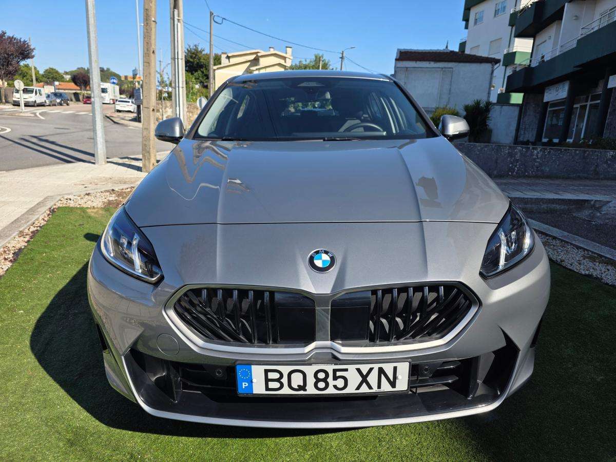 bmw-serie-1-2025-gasolina-1499cc