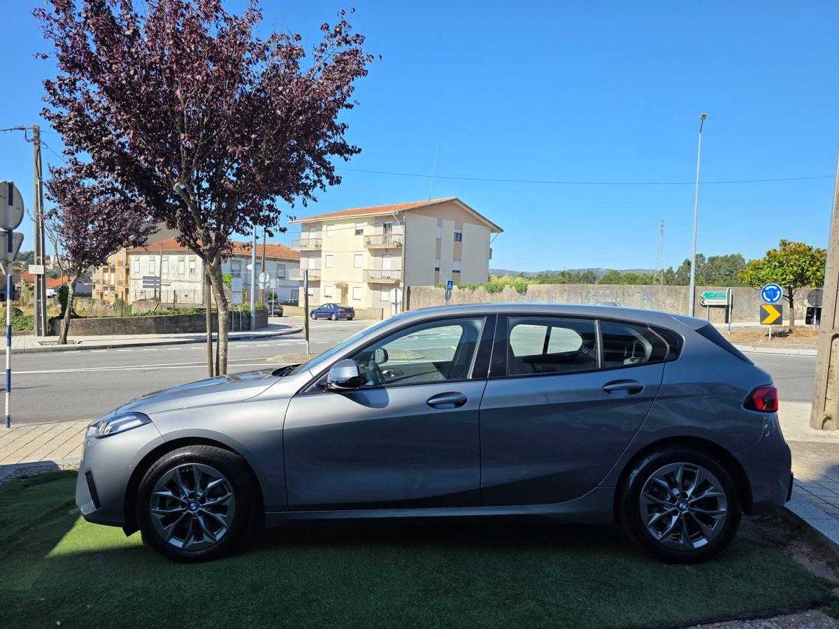 bmw-serie-1-2025-gasolina-1499cc