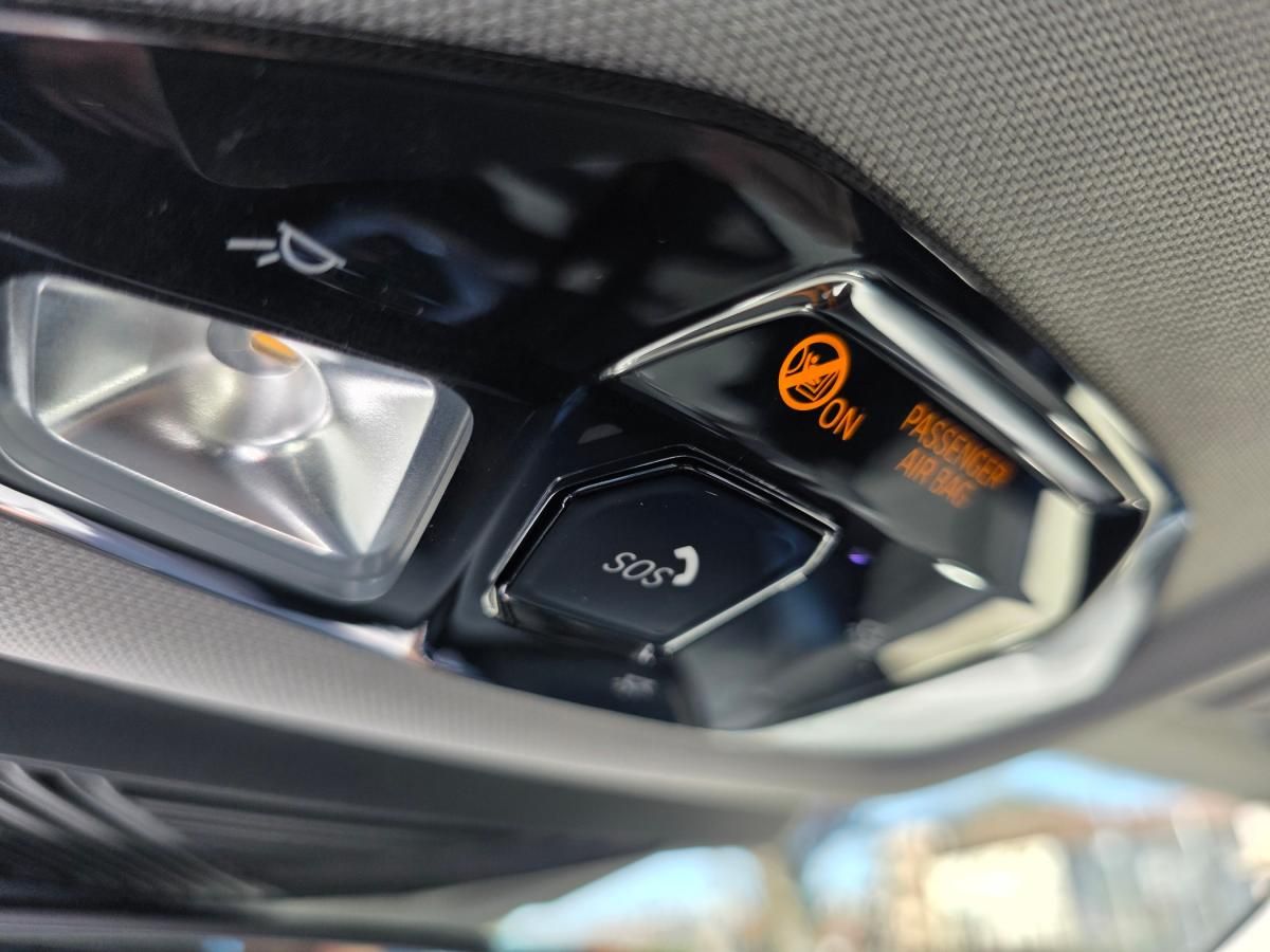 bmw-serie-1-2025-gasolina-1499cc