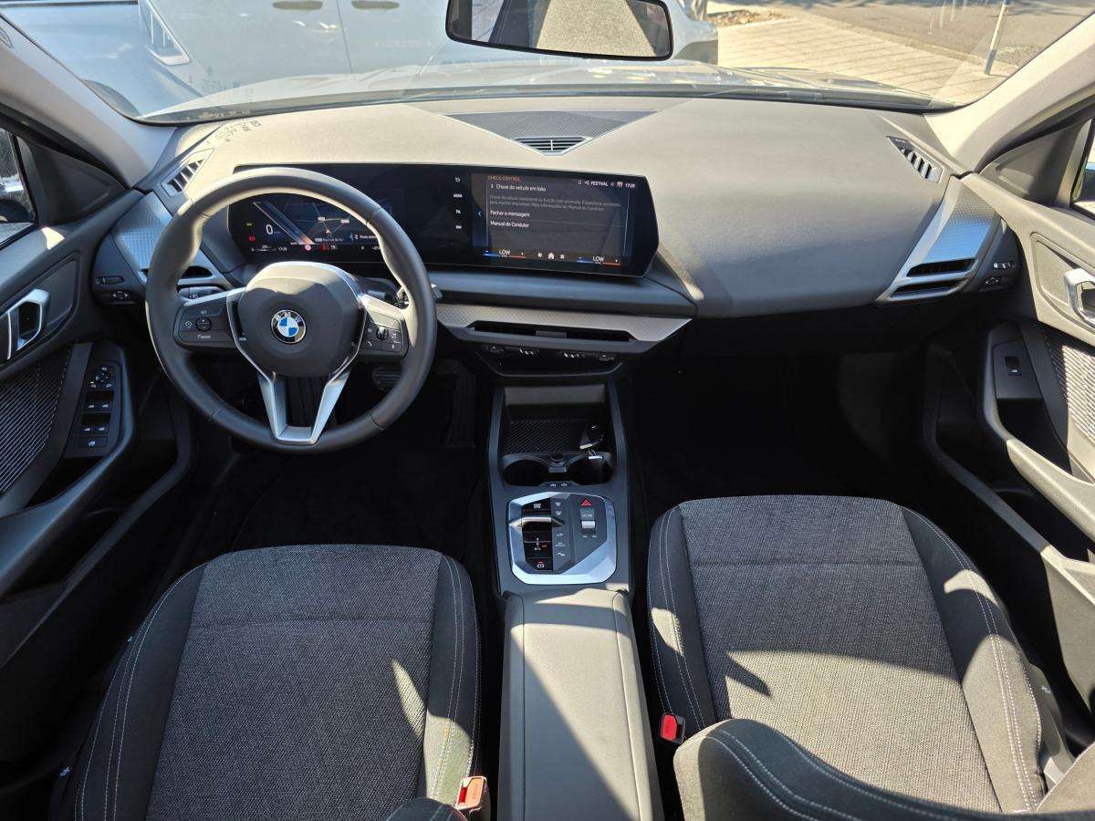 bmw-serie-1-2025-gasolina-1499cc