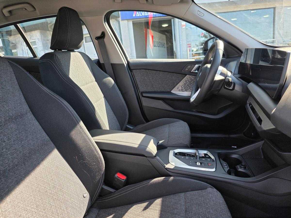 bmw-serie-1-2025-gasolina-1499cc