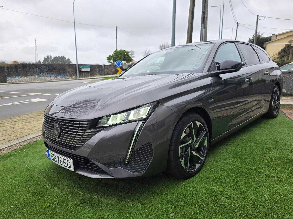 peugeot-308-sw-2023-hibrido-a-gasolina-1598cc