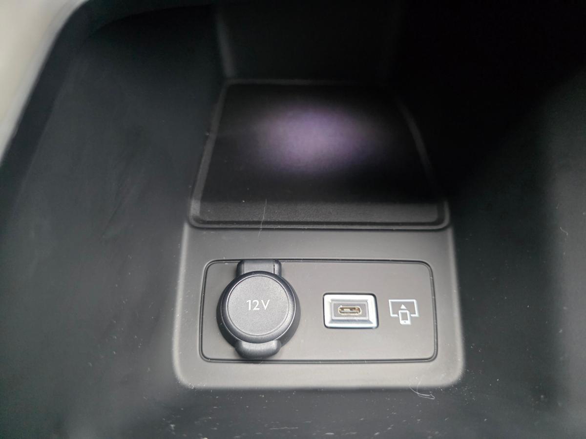 peugeot-308-sw-2023-hibrido-a-gasolina-1598cc
