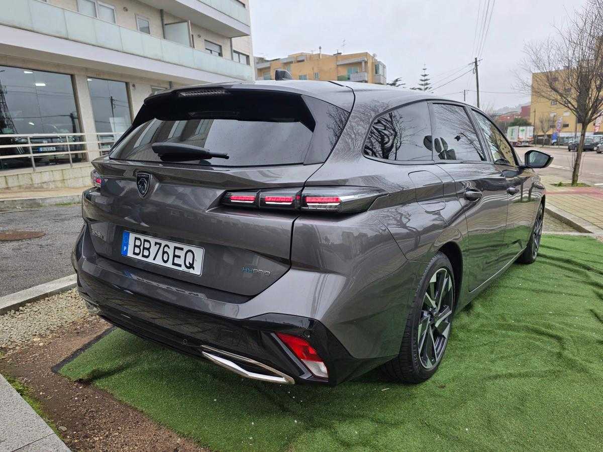 peugeot-308-sw-2023-hibrido-a-gasolina-1598cc