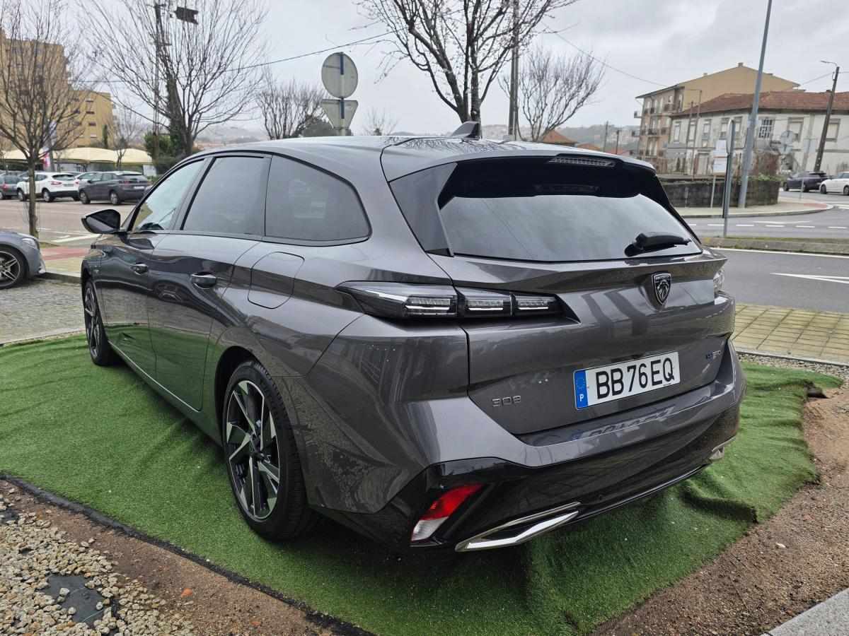 peugeot-308-sw-2023-hibrido-a-gasolina-1598cc