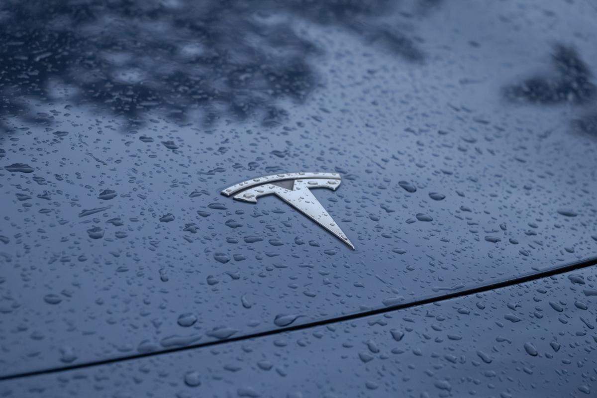 tesla-model-3-2022-eletrico-0cc