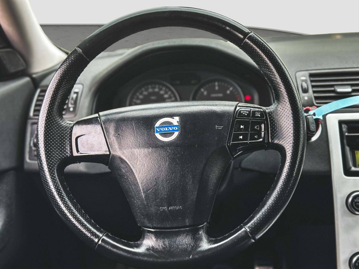 volvo-c30-2011-diesel-1560cc