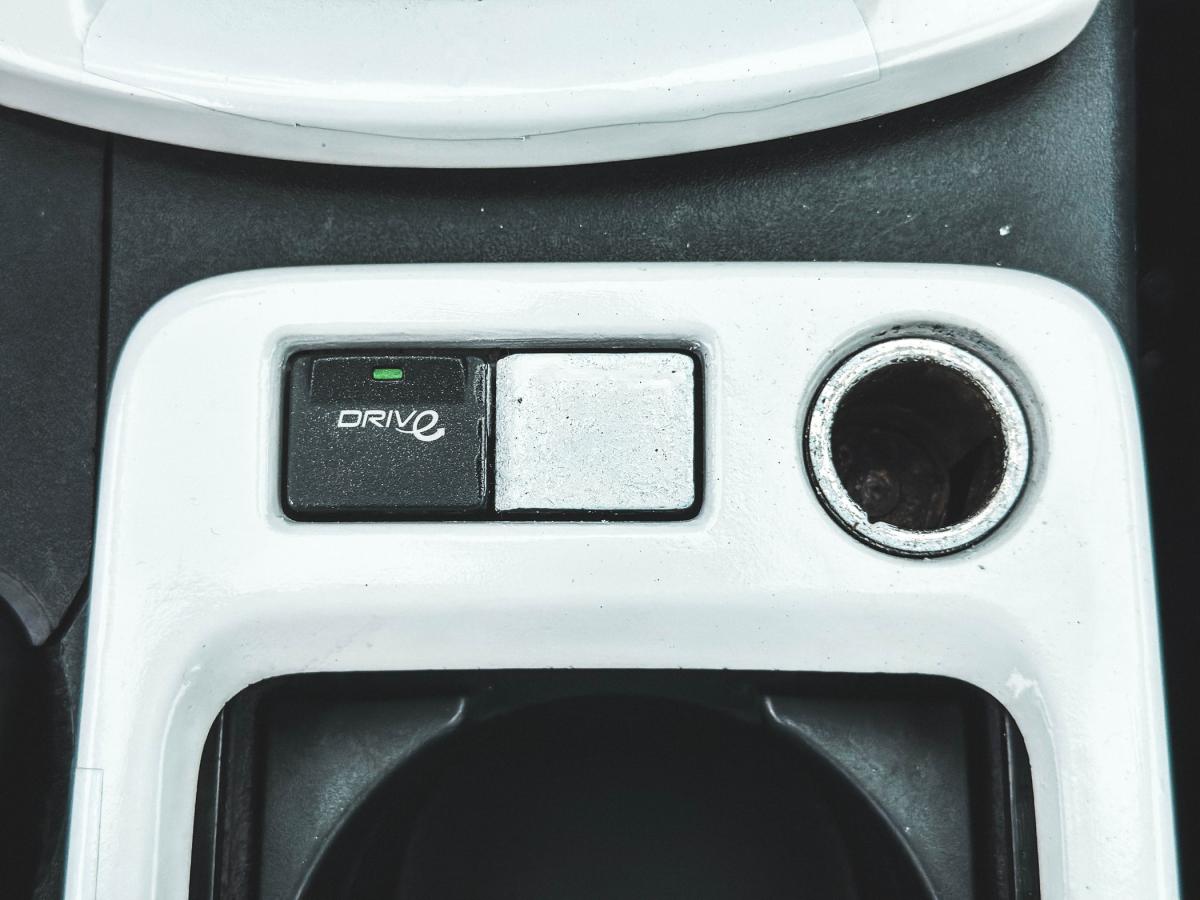 volvo-c30-2011-diesel-1560cc