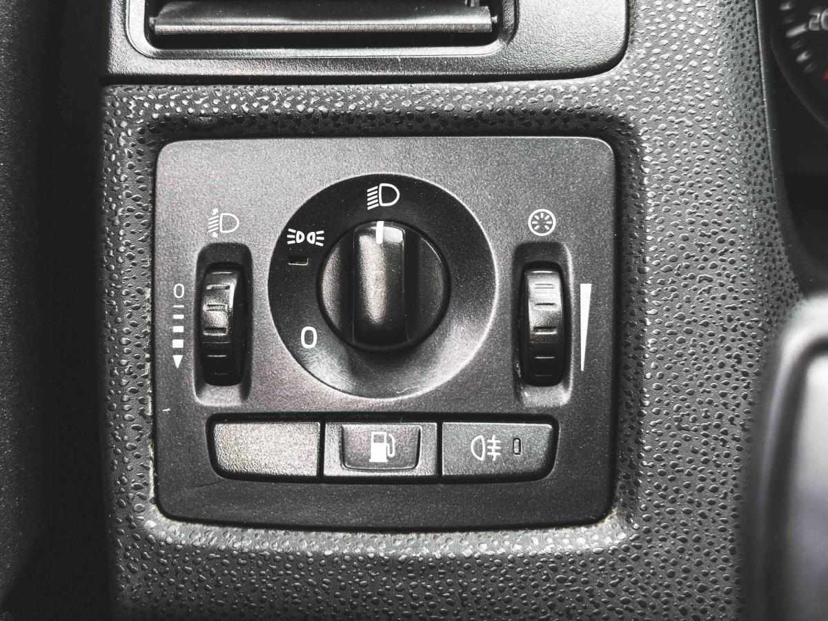 volvo-c30-2011-diesel-1560cc
