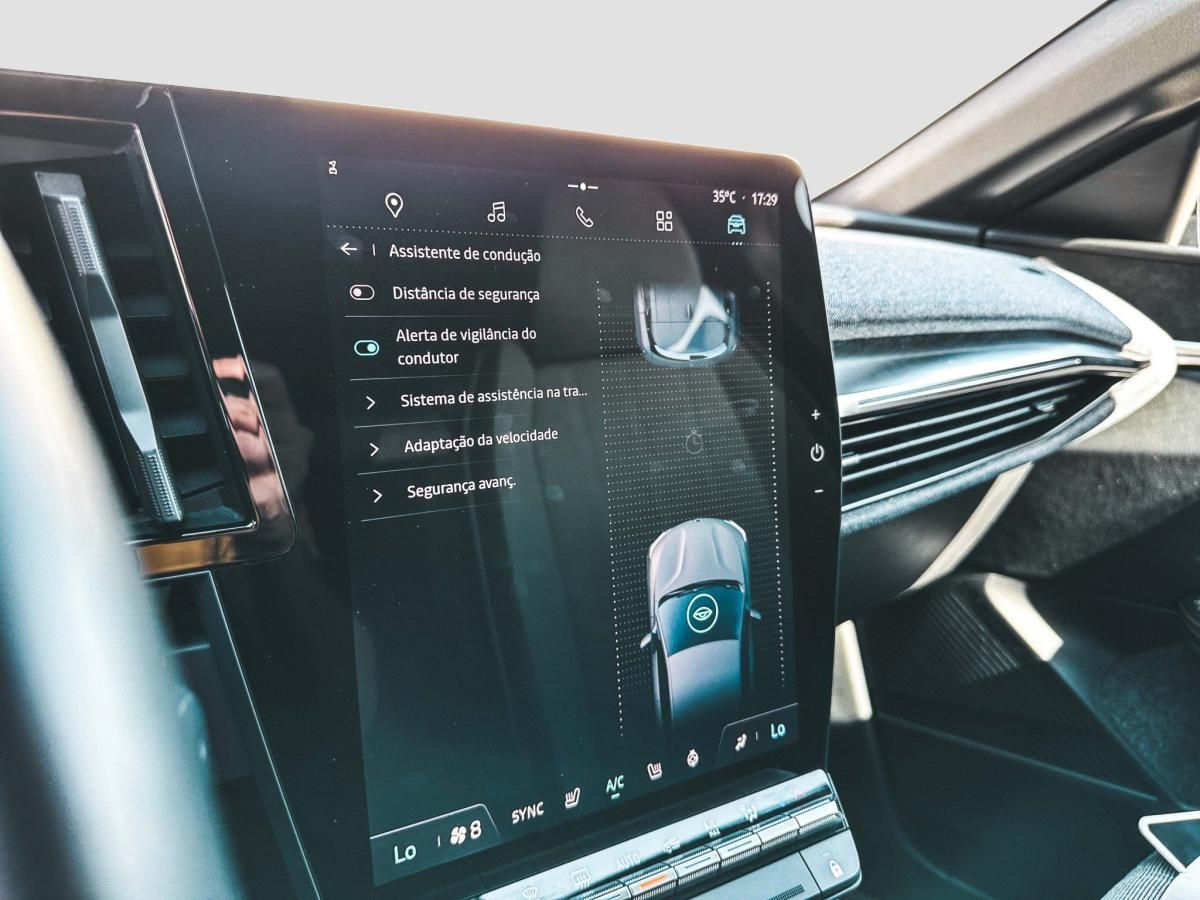 renault-megane-e-tech-2023-eletrico-500cc