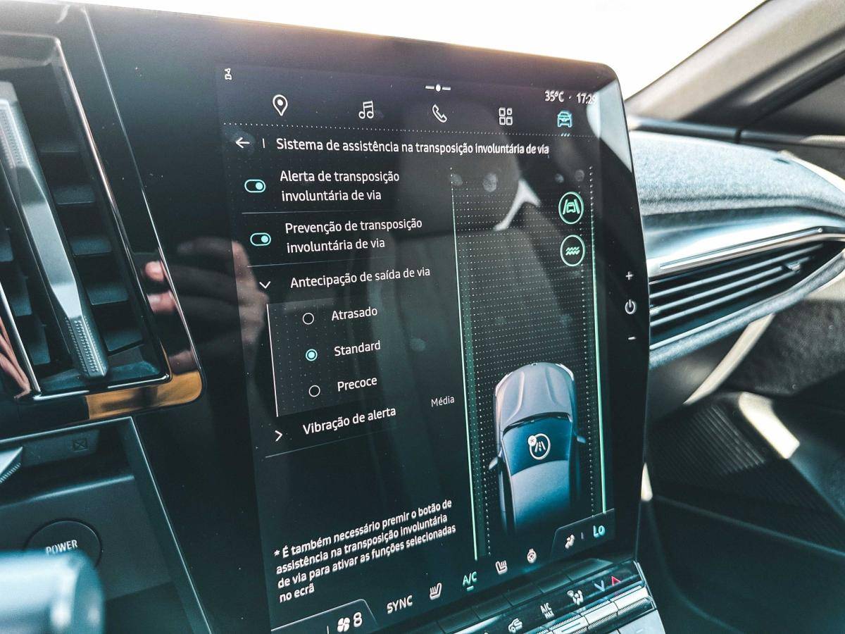 renault-megane-e-tech-2023-eletrico-500cc