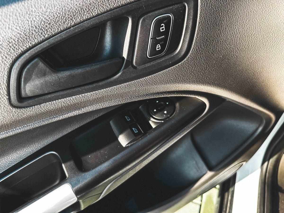 ford-transit-connect-2020-diesel-1499cc