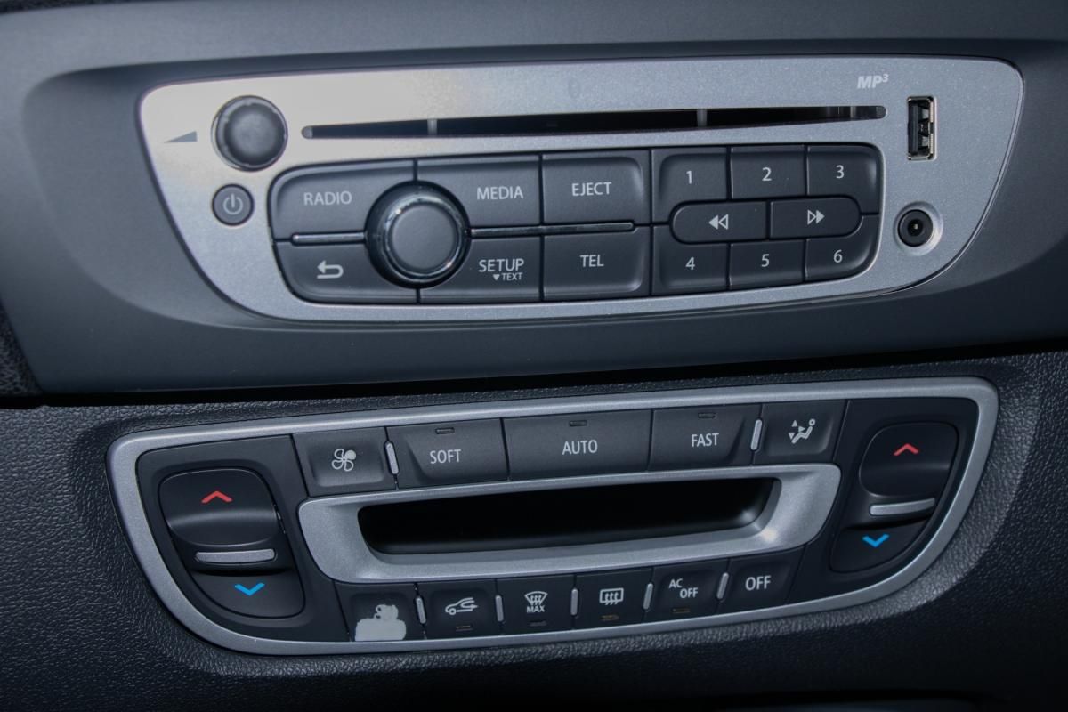 renault-grand-scenic-2013-diesel-1598cc