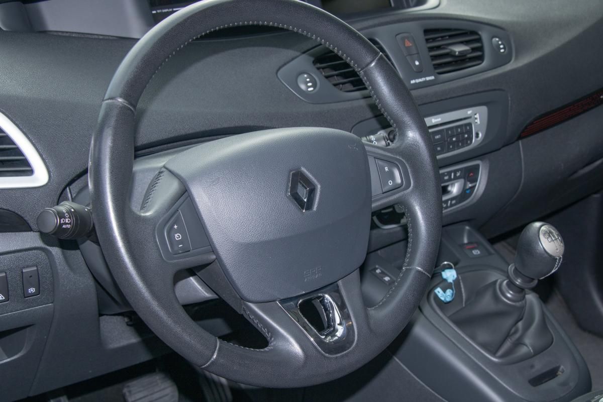 renault-grand-scenic-2013-diesel-1598cc