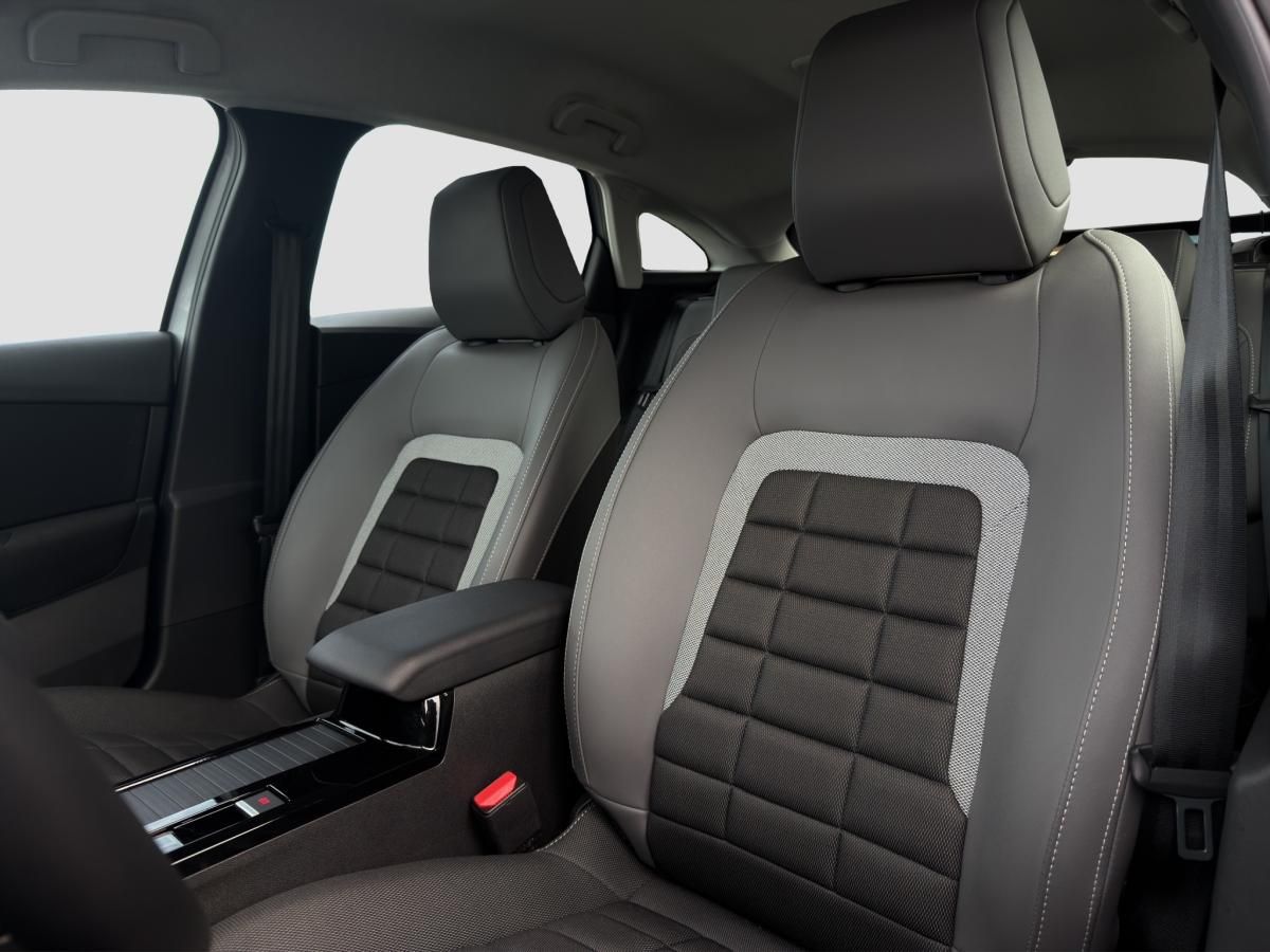 citroen-c4-2025-hibrido-1199cc