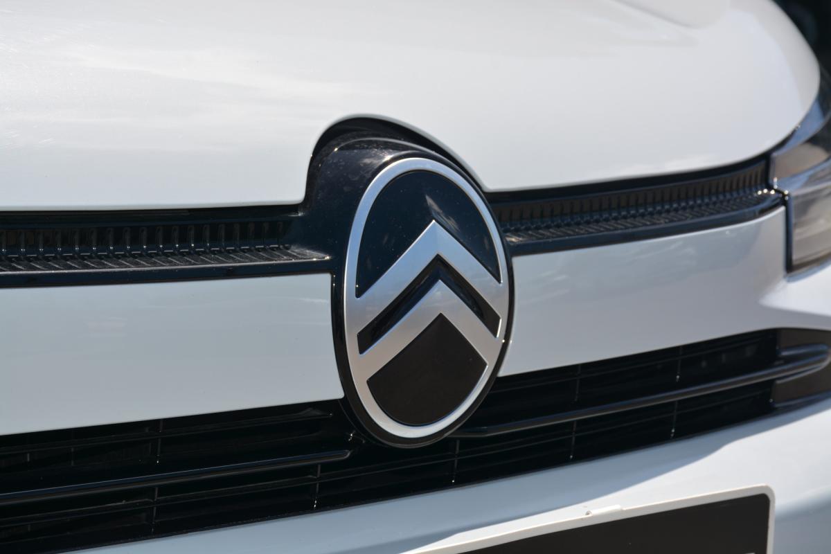 citroen-c4-2025-hibrido-1199cc