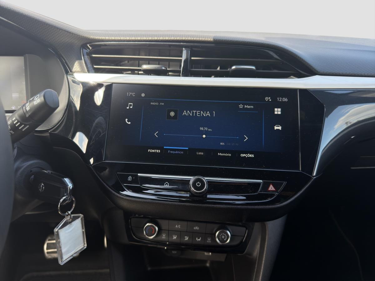 opel-corsa-2025-hibrido-a-gasolina-1199cc