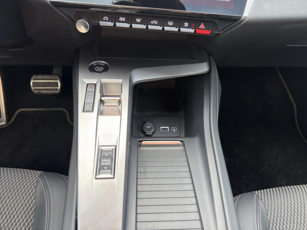 peugeot-308-2024-hibrido-a-gasolina-1598cc
