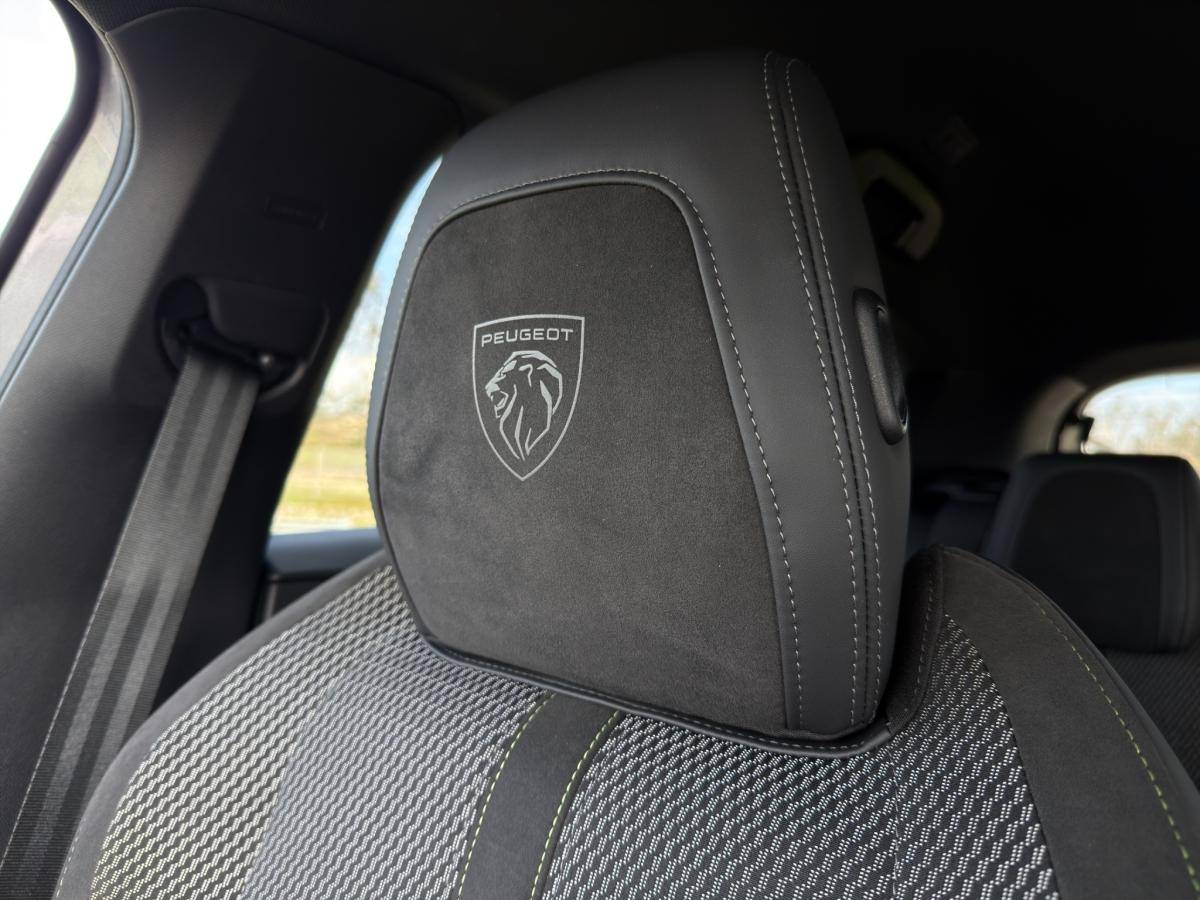 peugeot-308-2024-hibrido-a-gasolina-1598cc
