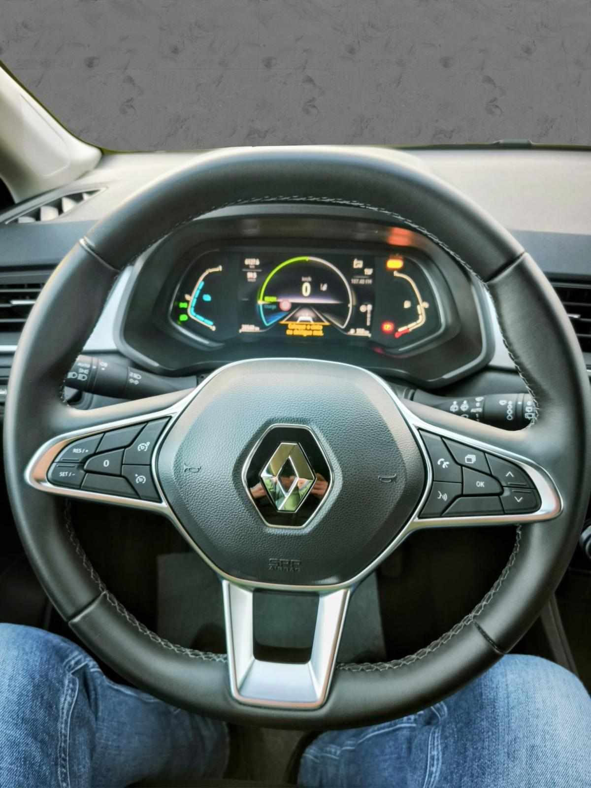 renault-captur-2023-hibrido-a-gasolina-1598cc