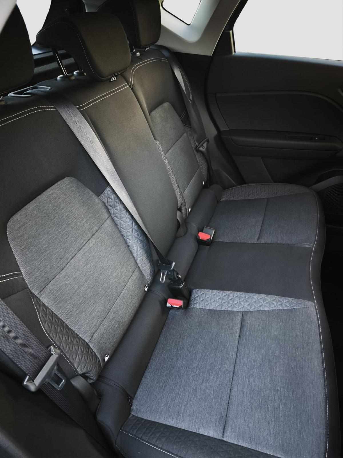 renault-captur-2023-hibrido-a-gasolina-1598cc
