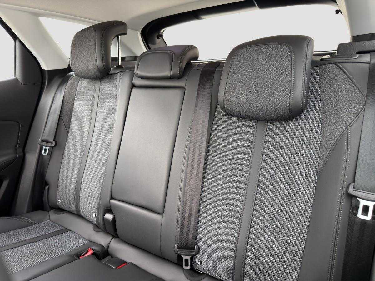 peugeot-3008-2020-diesel-1499cc