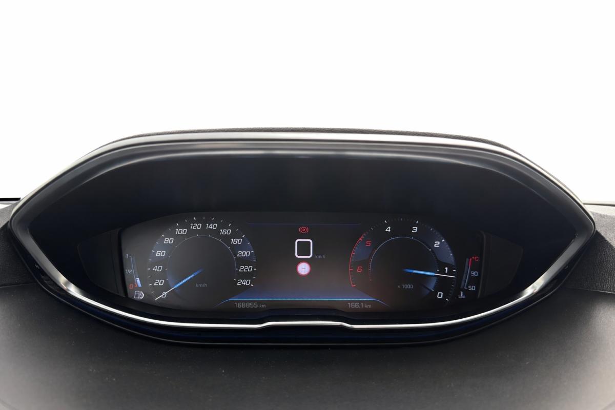 peugeot-3008-2020-diesel-1499cc
