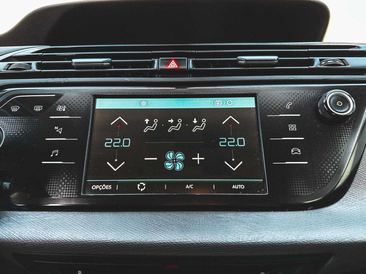citroen-c4-2018-diesel-1560cc