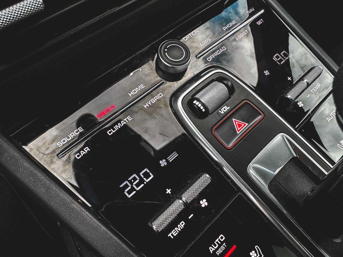 porsche-cayenne-2020-hibrido-a-gasolina-2995cc