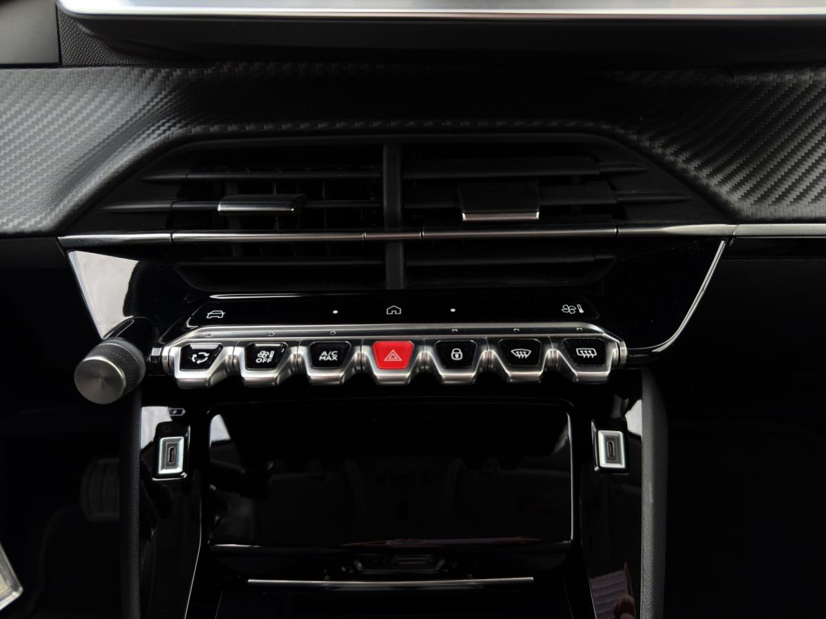 peugeot-208-2025-hibrido-a-gasolina-1199cc