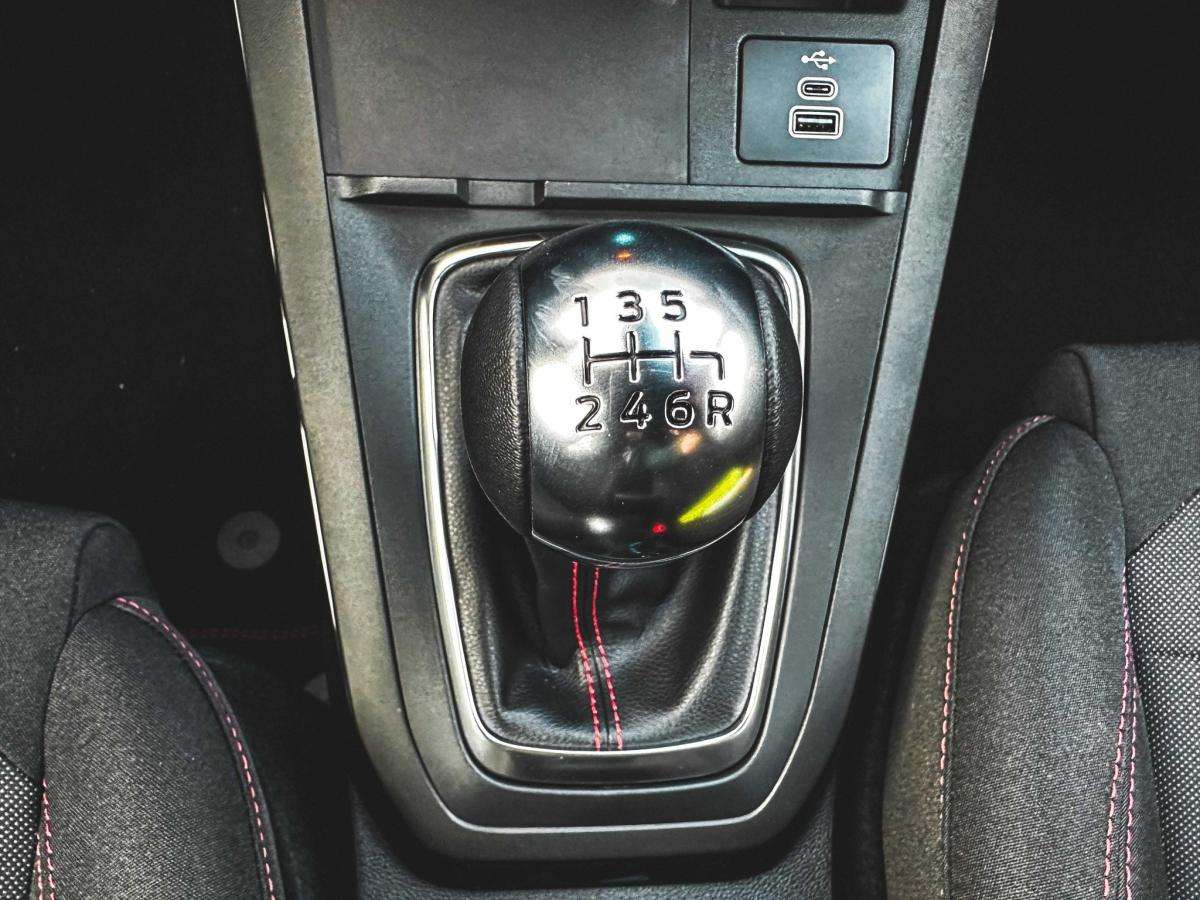 ford-puma-2024-gasolina-998cc