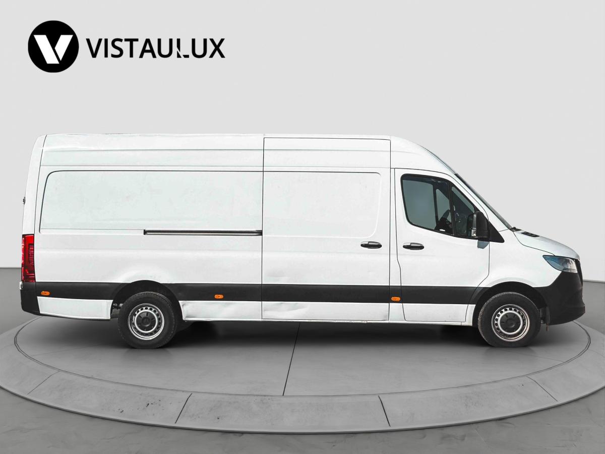 mercedes-benz-sprinter-2022-diesel-1950cc