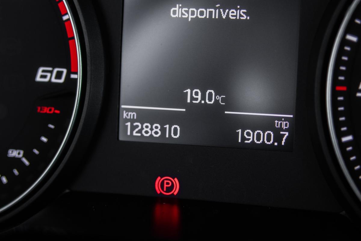 seat-arona-2018-diesel-1598cc
