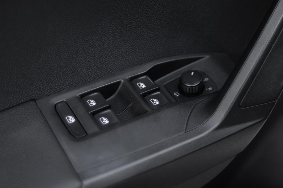 seat-arona-2018-diesel-1598cc