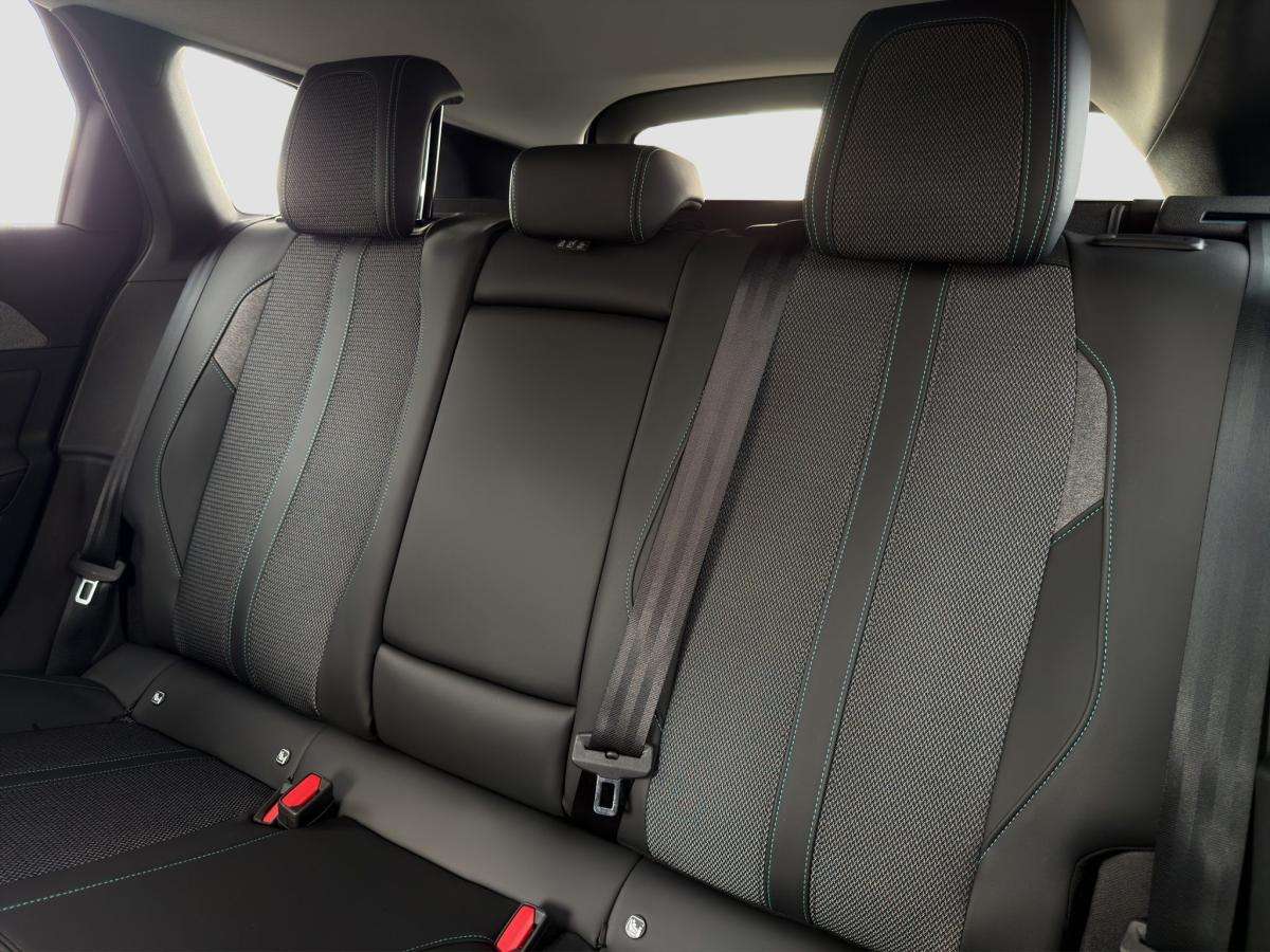 peugeot-308-sw-2023-hibrido-a-gasolina-1598cc