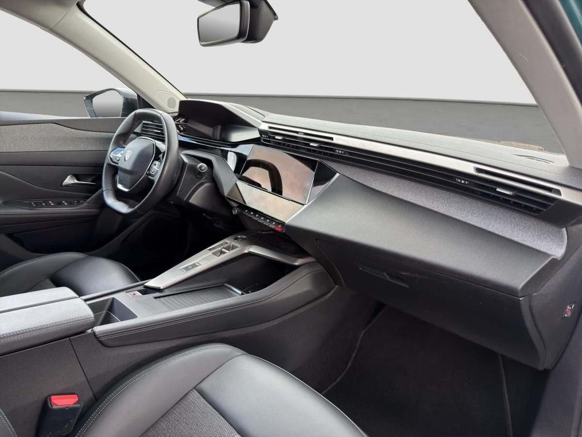 peugeot-308-sw-2023-hibrido-a-gasolina-1598cc