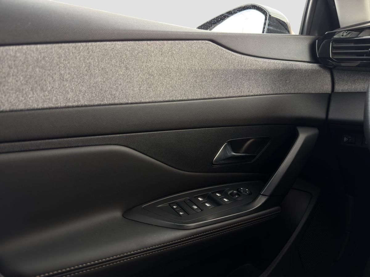 peugeot-308-sw-2023-hibrido-a-gasolina-1598cc