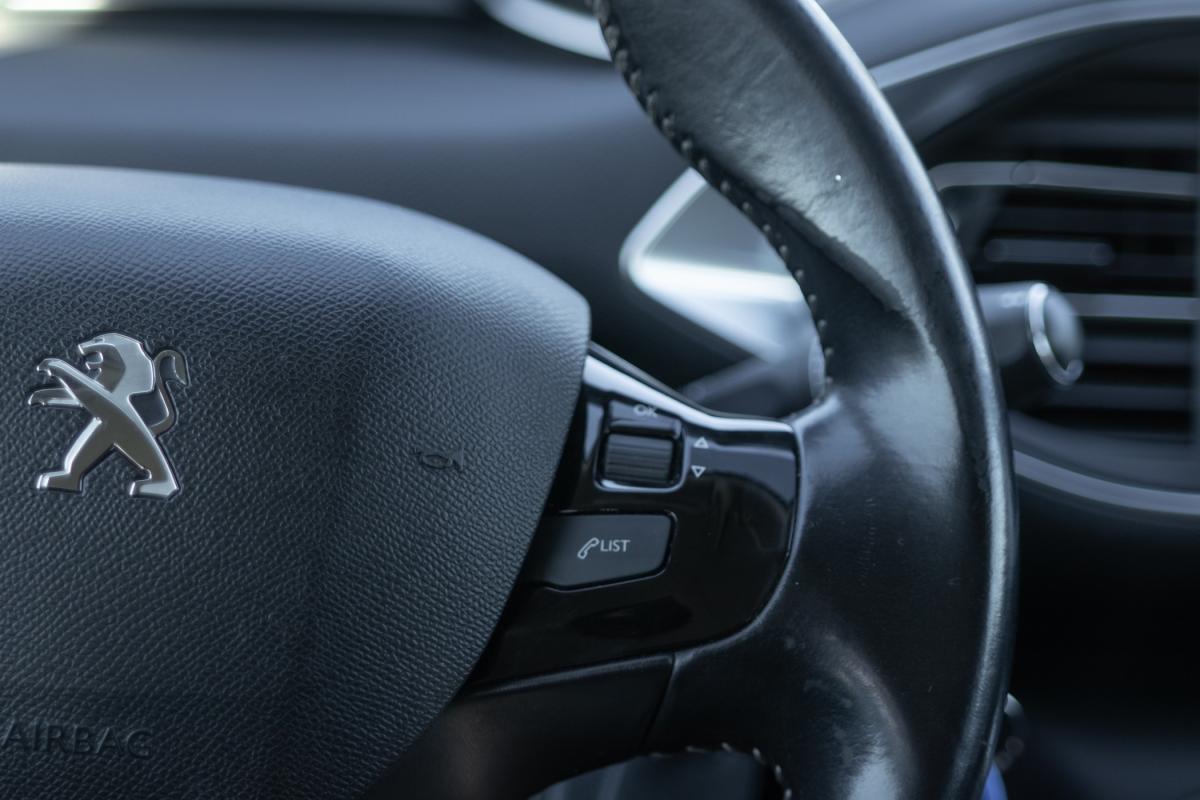 peugeot-308-sw-2019-diesel-1499cc
