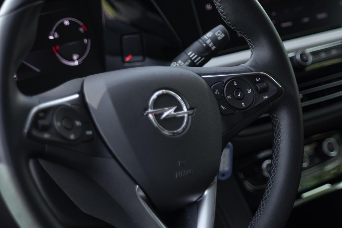 opel-grandland-2022-gasolina-1199cc